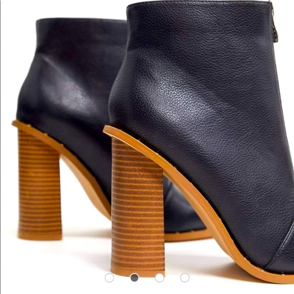 New High Block Heeled Ankle Boots Sz. 6 - Picture 2 of 9